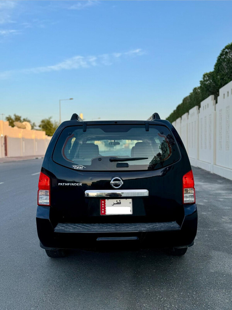 Nissan Pathfinder SE 2012 - 5