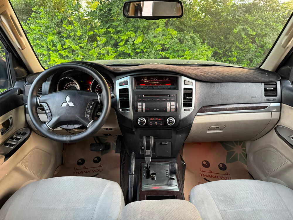 Mitsubishi Pajero 2015 - 9