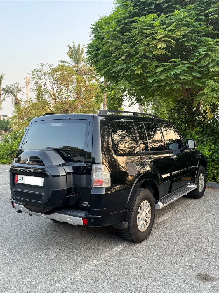 Mitsubishi Pajero 2015 - 3
