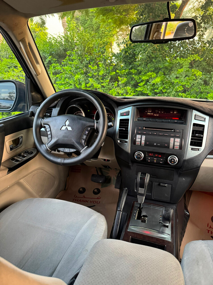 Mitsubishi Pajero 2015 - 8