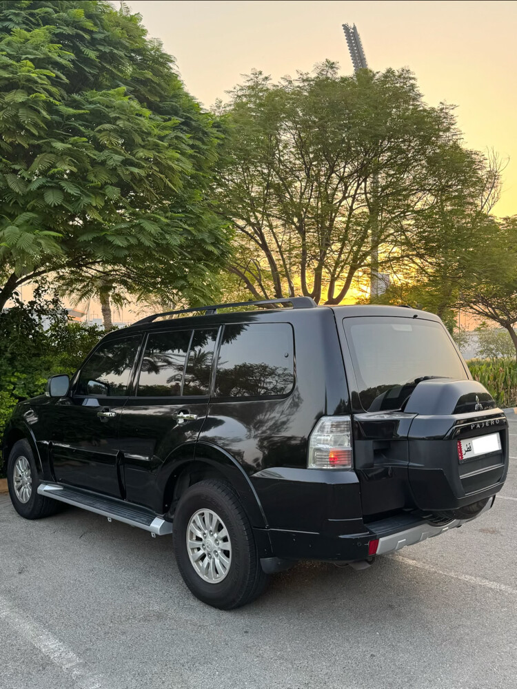 Mitsubishi Pajero 2015 - 4