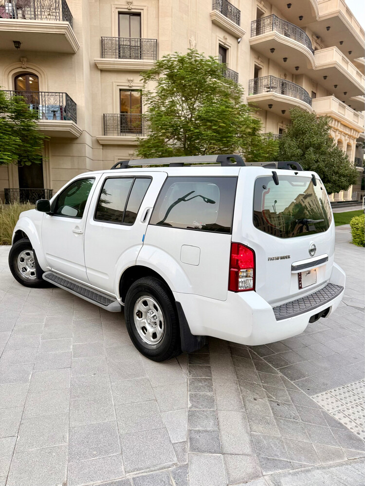 نيسان باثفيندر 2011 - 2