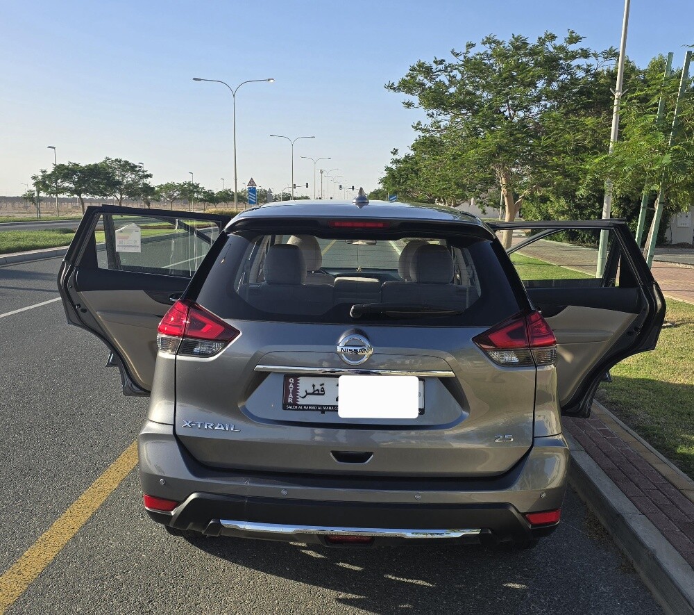Nissan - 8
