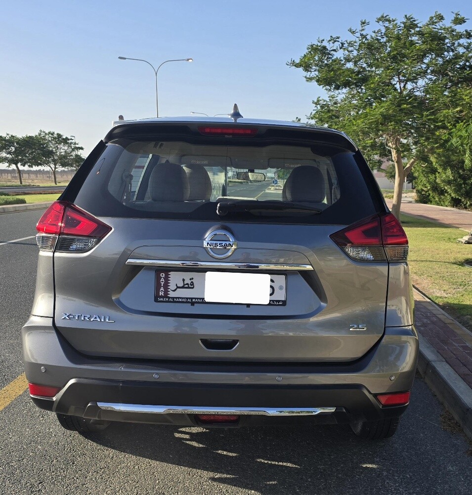 Nissan - 5