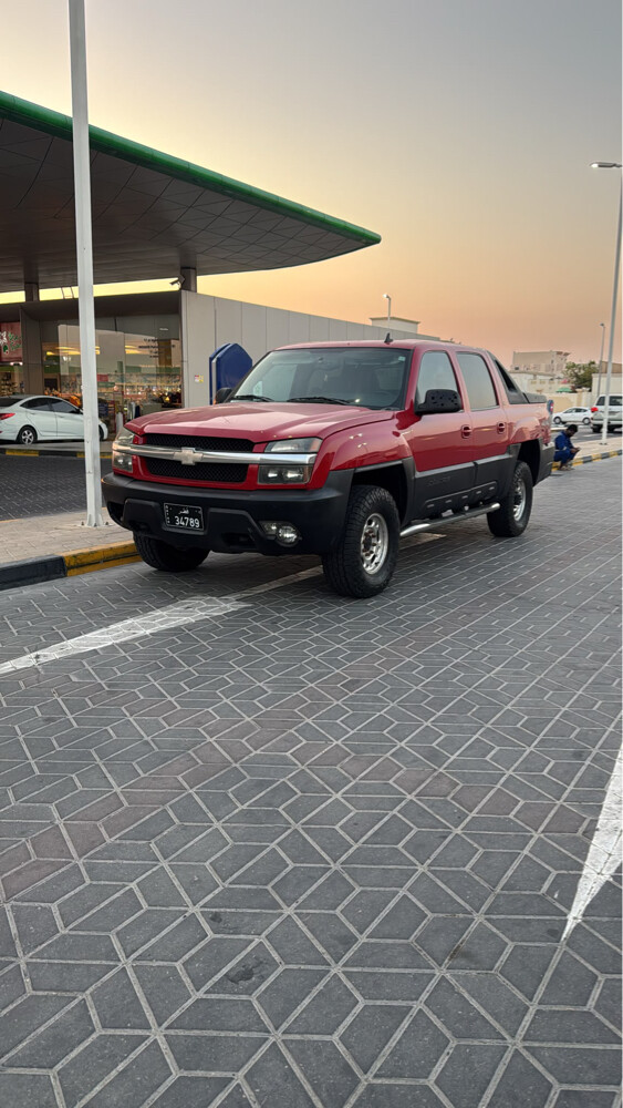 Chevrolet Avalanche 2500 HD - 1