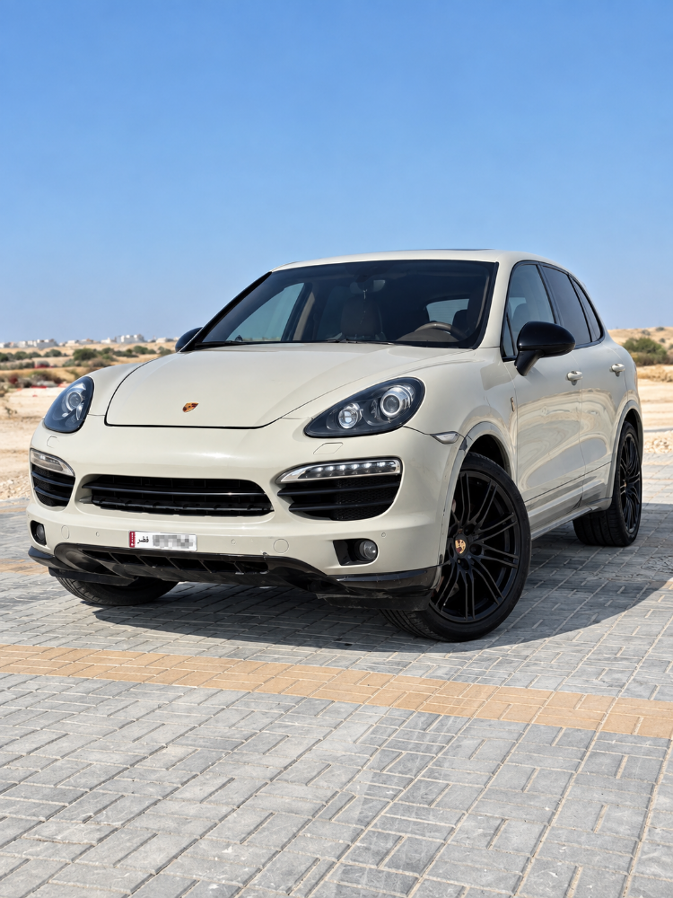 2011 Porsche Cayenne S - 1