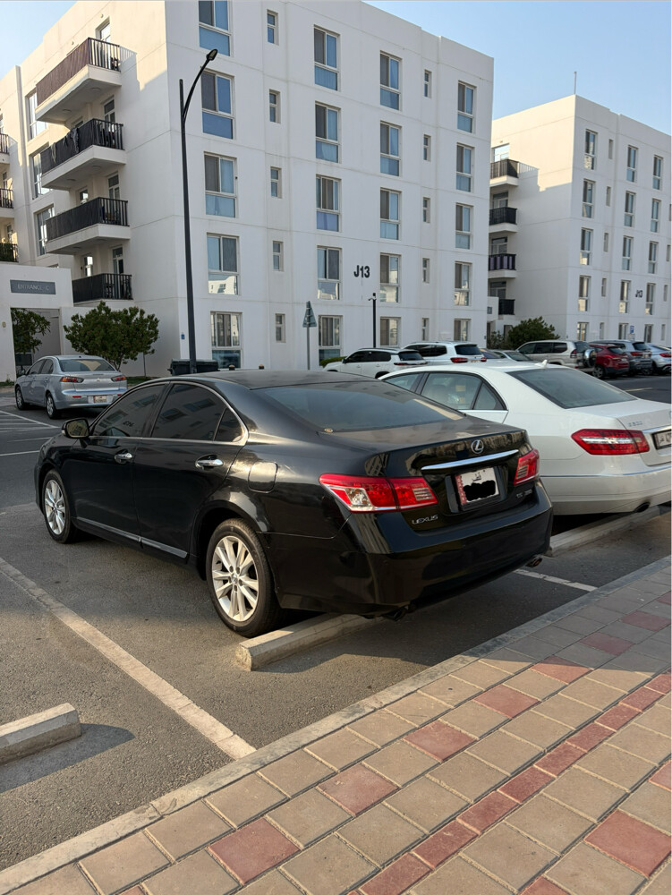 2011 Lexus ES350 - 1