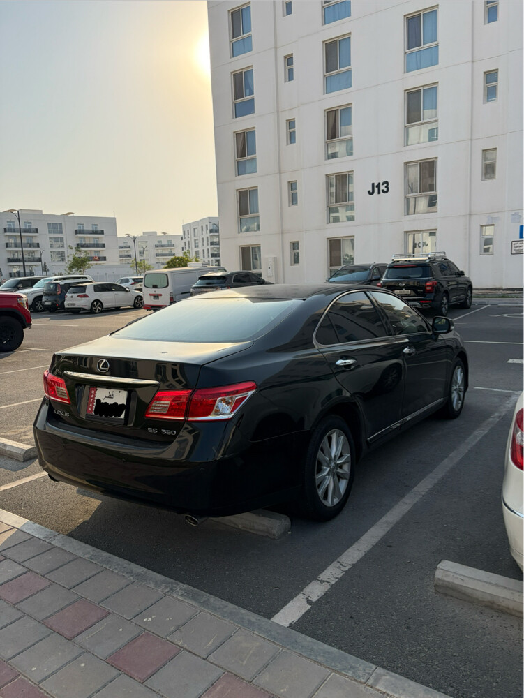 2011 Lexus ES350 - 4