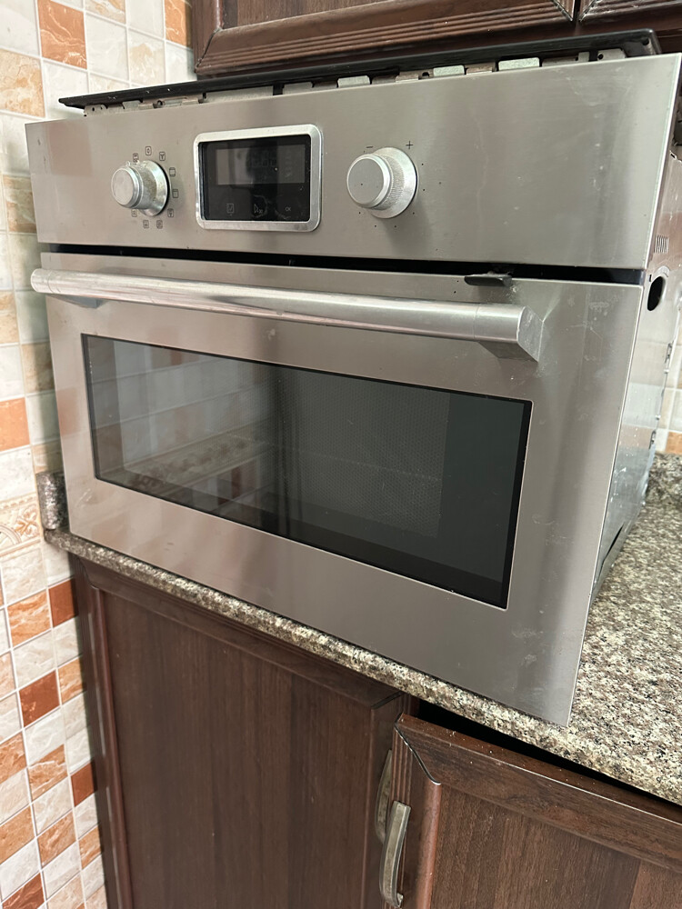 Gas and electric stove - 2