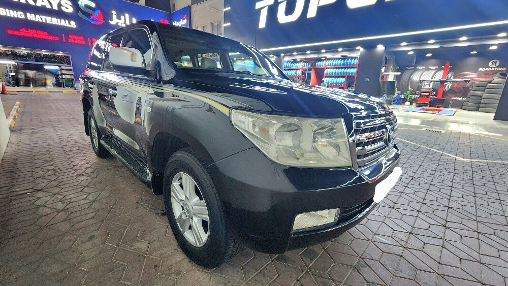 LAND CRUISER VXR 2009 MODEL - 7