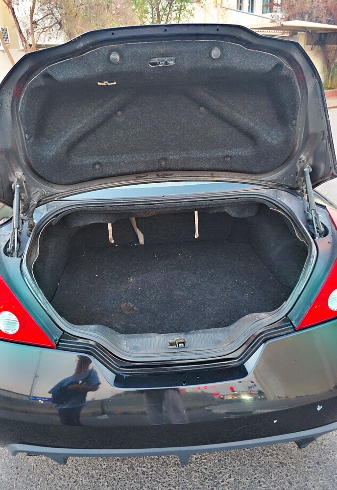 Nissan Altima 3.5 SE V6 Single Door - 15