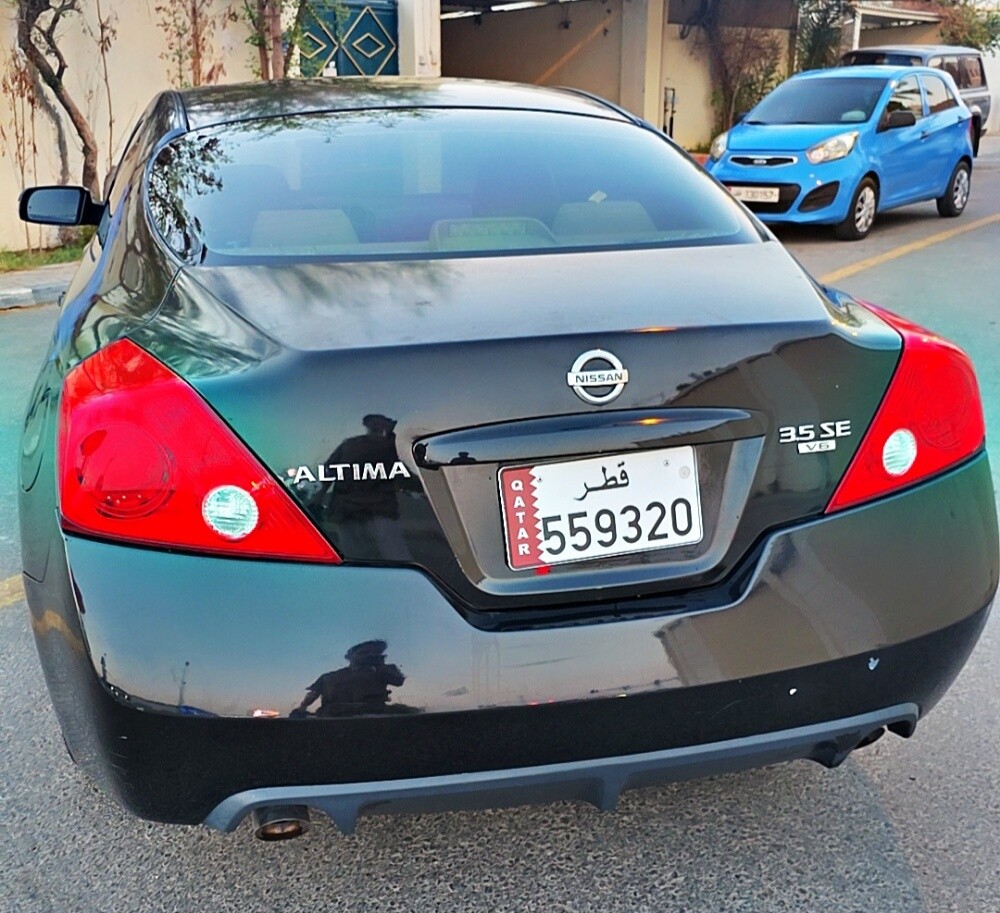 Nissan Altima 3.5 SE V6 Single Door - 6