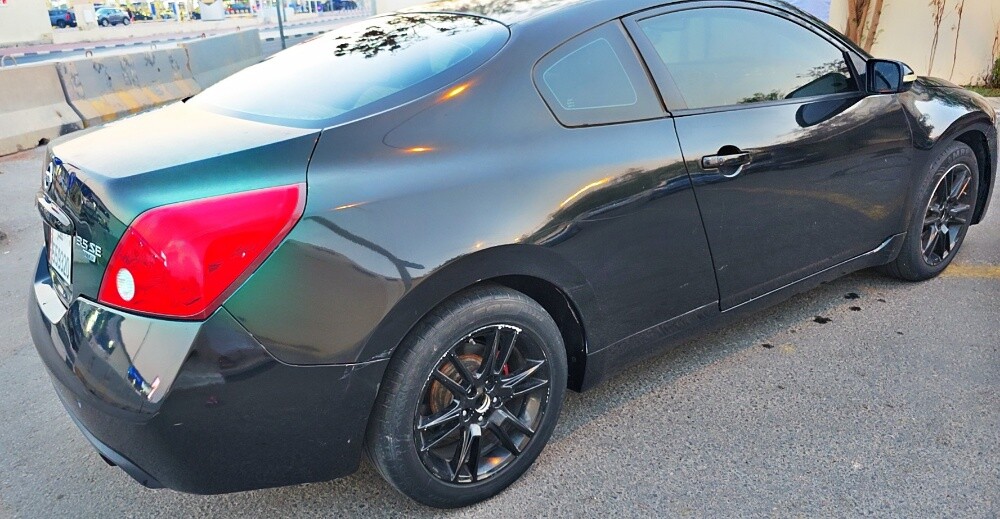 Nissan Altima 3.5 SE V6 Single Door - 5