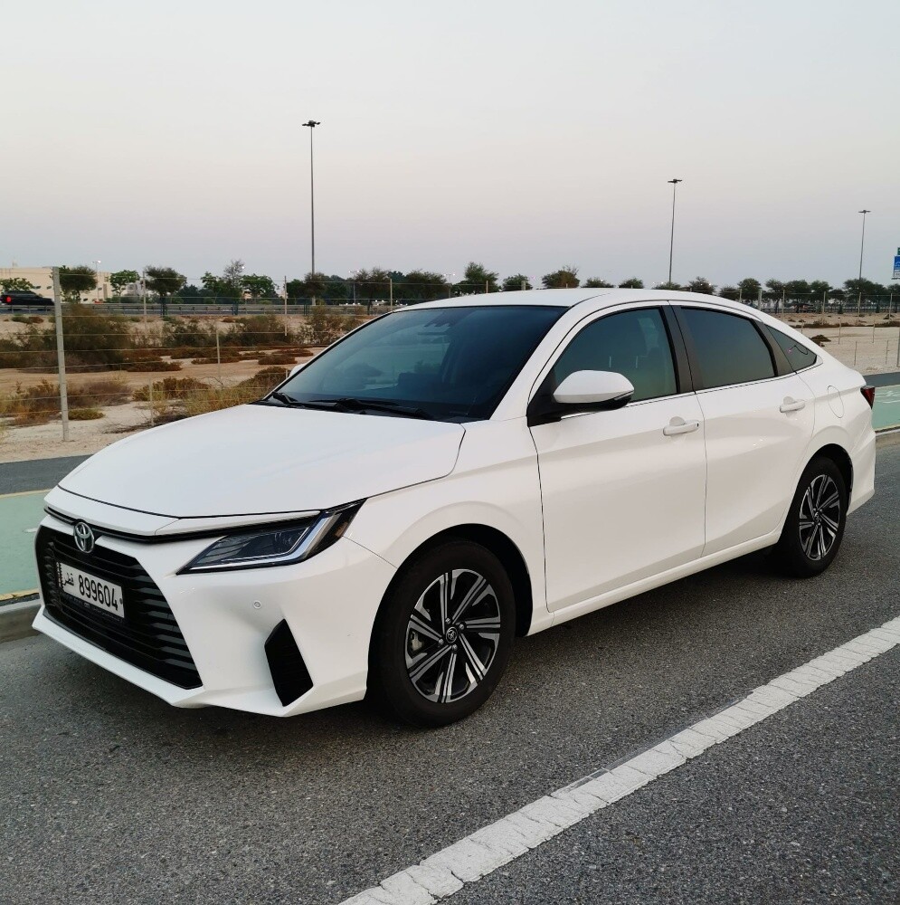 Yaris G - 8