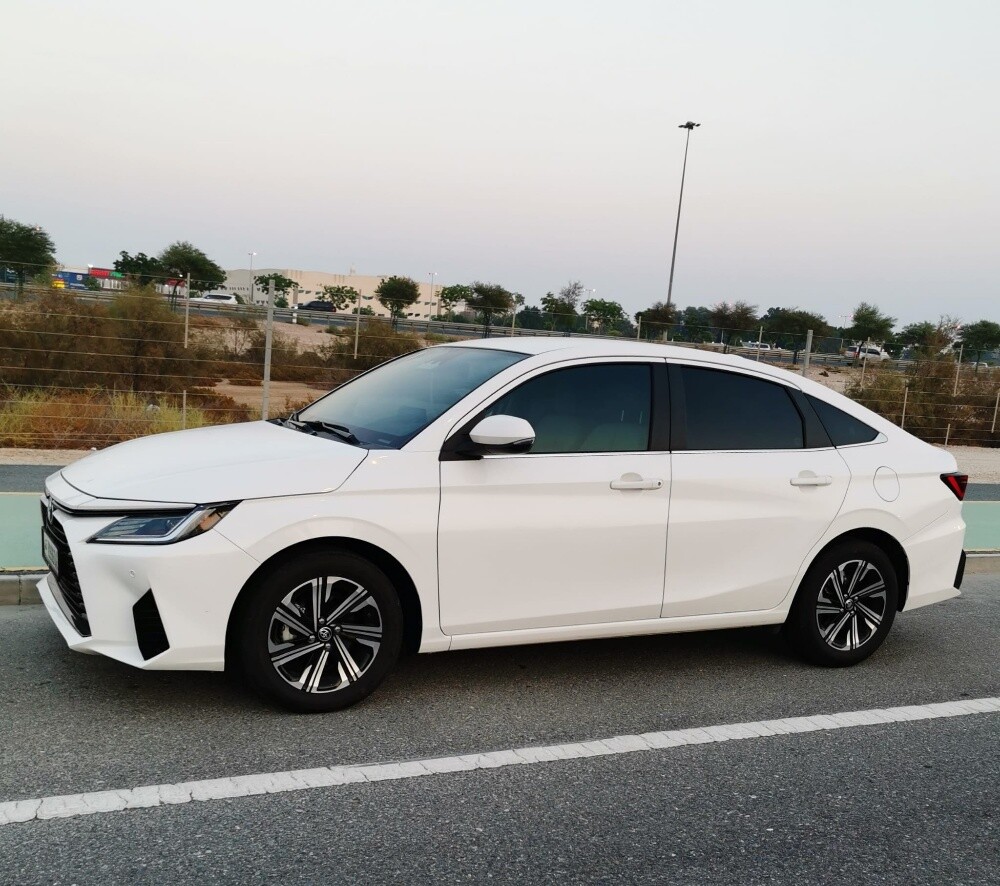 Yaris G - 5