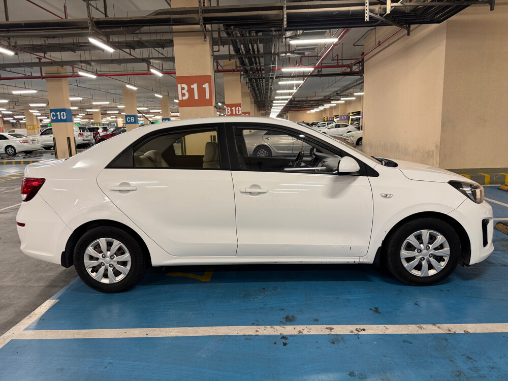 Kia Pegas - 3