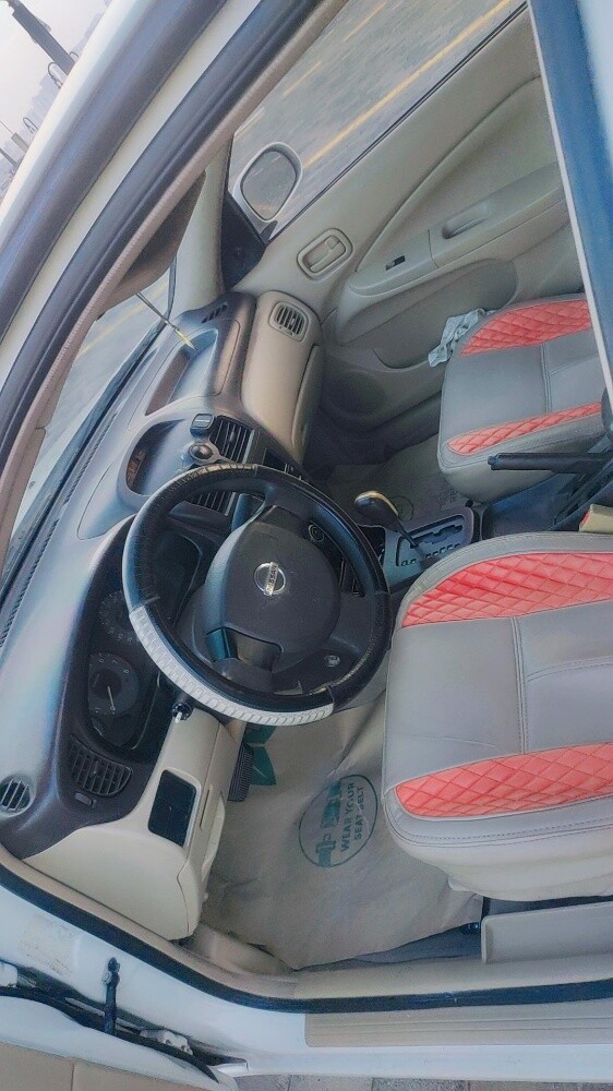 Nissan sunny - 6