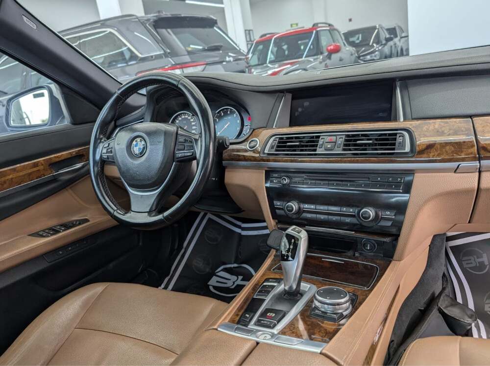 2015 BMW 7-series 730Li - 5