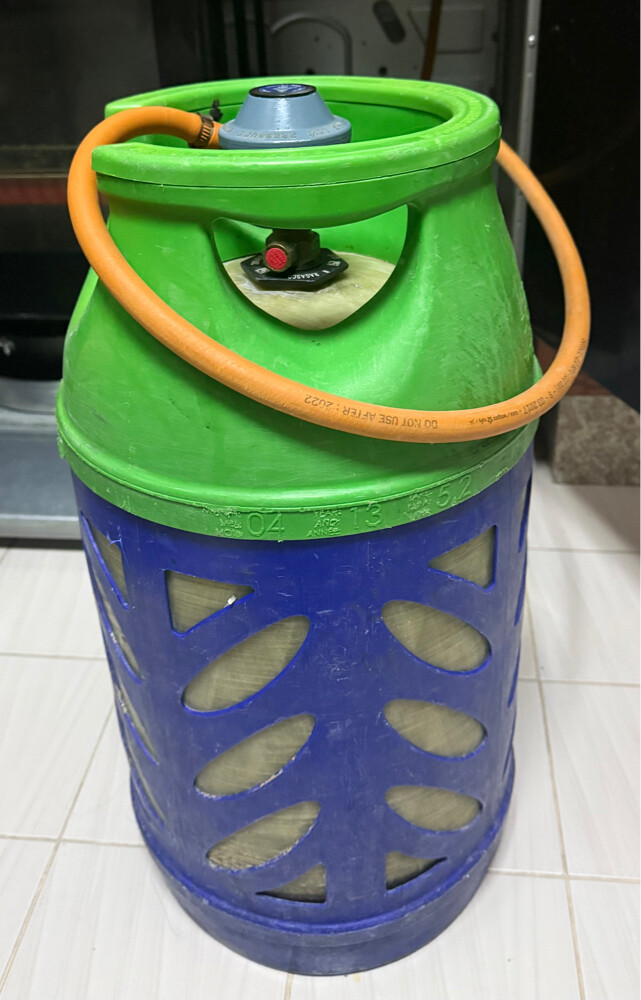 Gas Cylinder  - 1