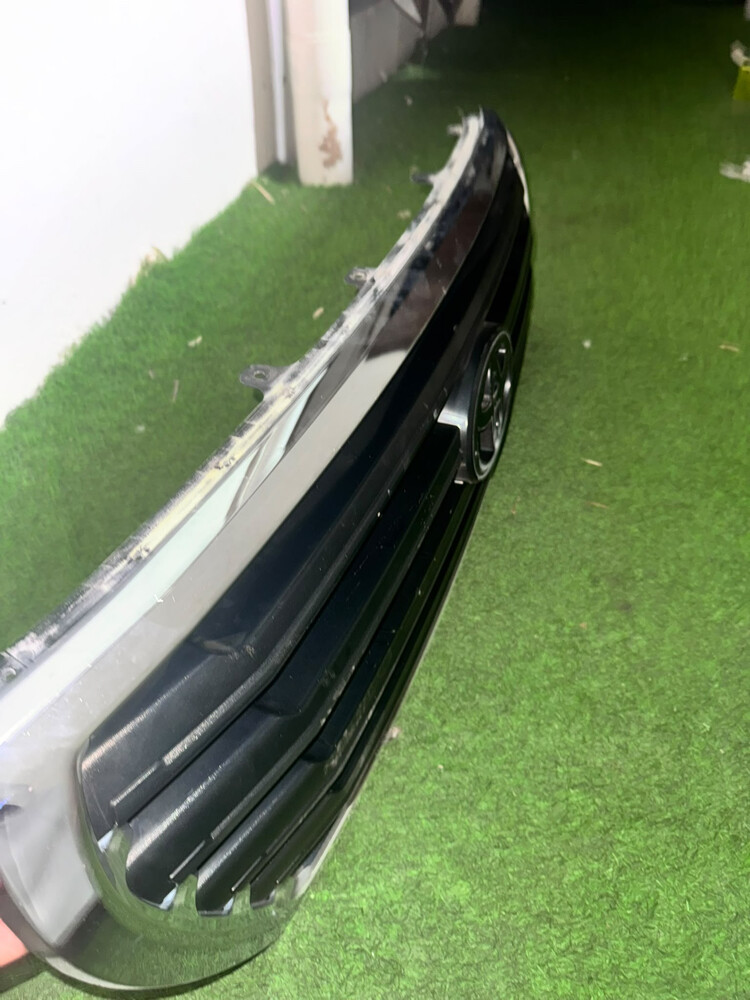 Toyota land cruiser 2012 GXR front  - 8