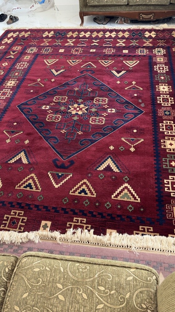 سجادة للبيع بحالة جيدة - 1