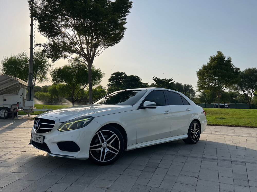 Mercedes Benz E300 - 10