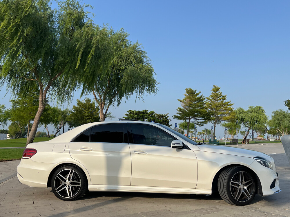 Mercedes Benz E300 - 7