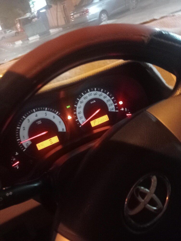 Toyota Corolla - 4