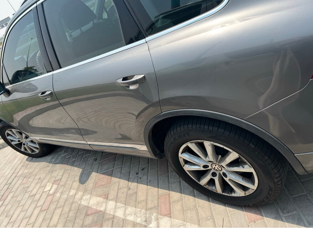 2014 Volkswagen Touareg V6 for Sale - 4