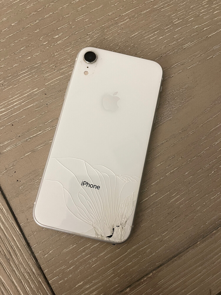 IPHONE XR 64GB - 2
