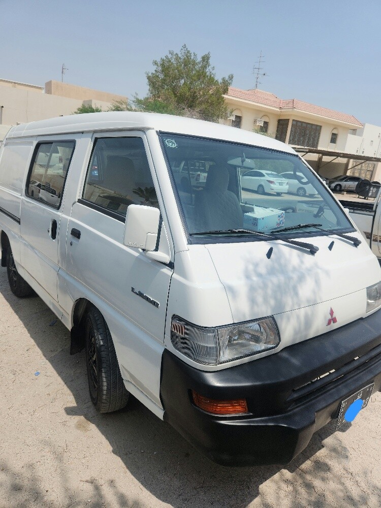 Mitsubishi L300 - 7