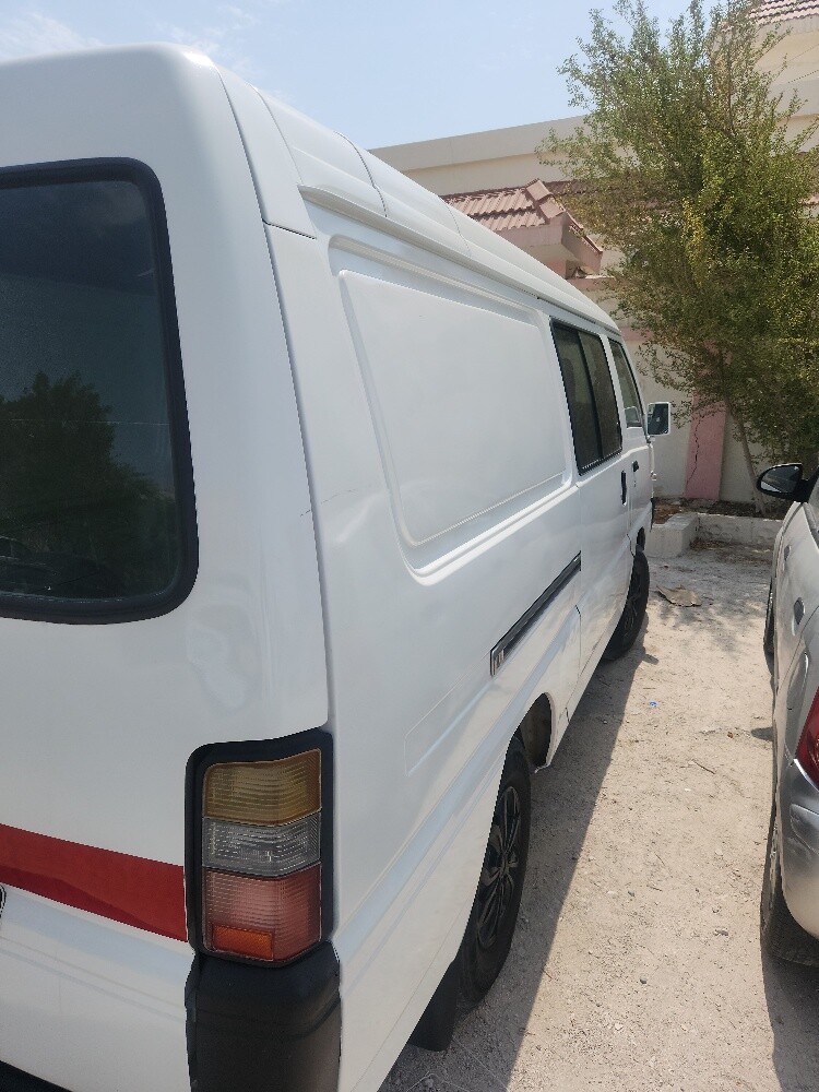 Mitsubishi L300 - 6
