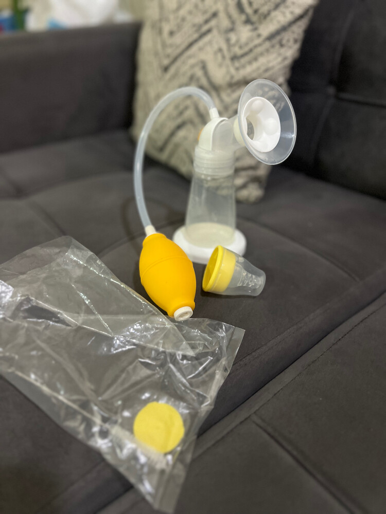 Pigeon Manual Breast pump  - 3