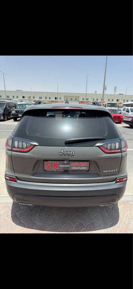 جيب شيروكي سبورت 2019 - 3