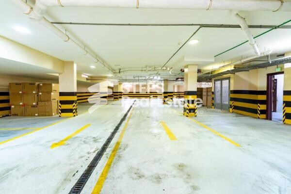 Flat for Rent in Madinat Khalifa - 12