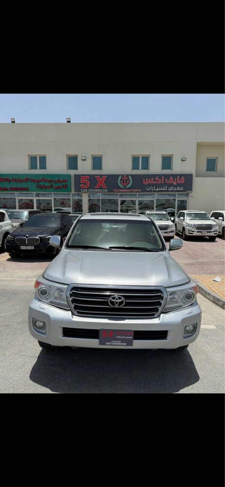 2014 Toyota Land Cruiser GXR - 3
