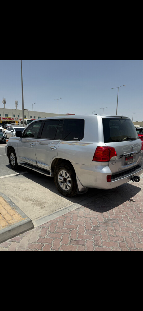2014 Toyota Land Cruiser GXR - 4