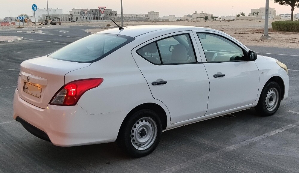Nissan sunny 2020 low mileage 39000 - 2