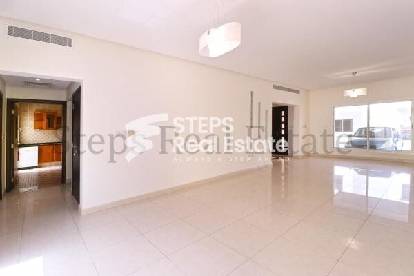 Spacious Al Waab Compound Villa - 10