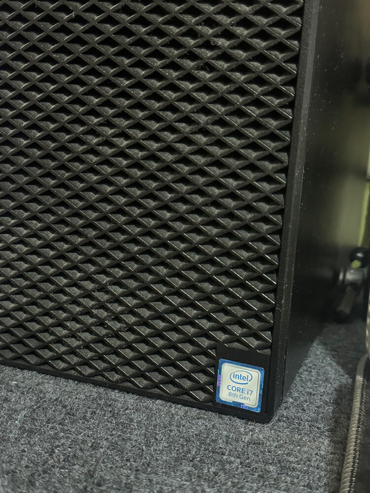 Dell Optiplex 7060 - barely used - 1