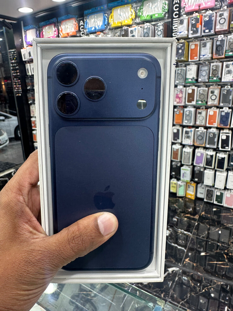 iphone 17 pro max 256gb bleu - 1
