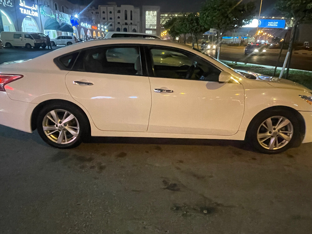 للبيع نيسان التيما ٢٠١٣ - 3