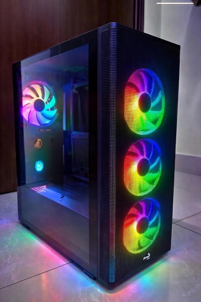 Apple Mac Pro Tower & Custom Pc - 2