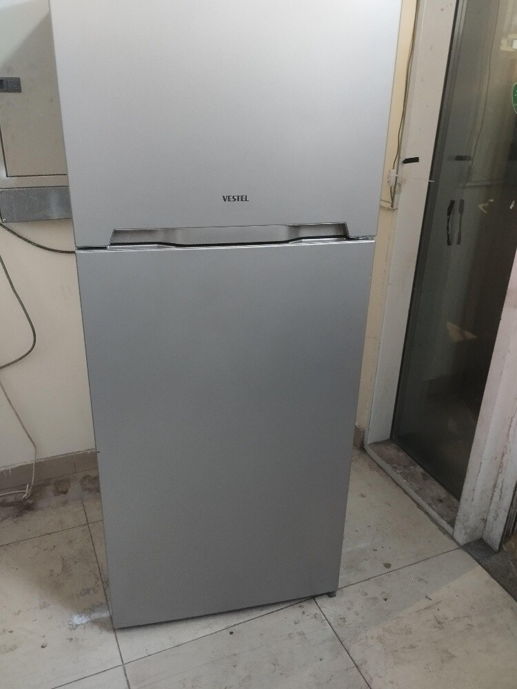 Like New fridge freezer sale - 3