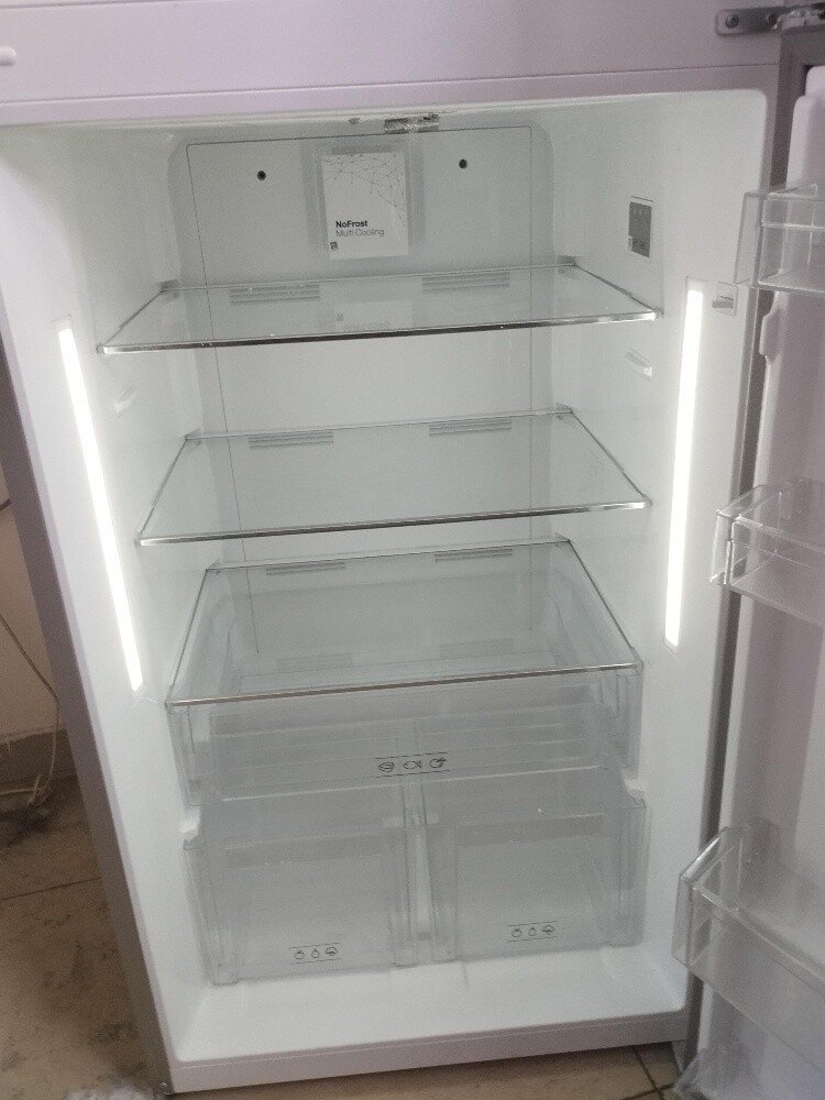 Like New fridge freezer sale - 5