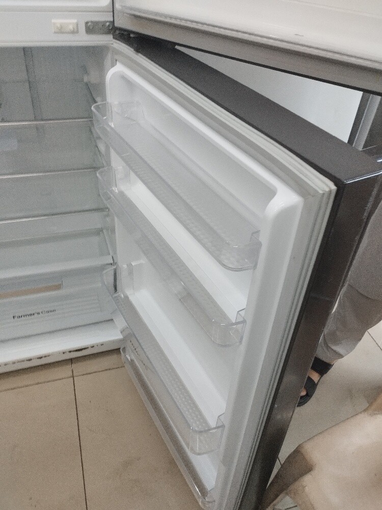 Daweeo Bigger fridge for sale - 7
