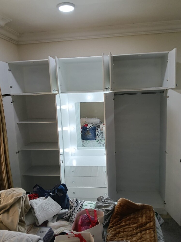 Very nice looking cabinet for sale - 2