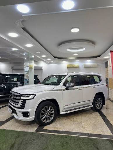 Looking for a Land Cruiser VXR.Gxr - 1