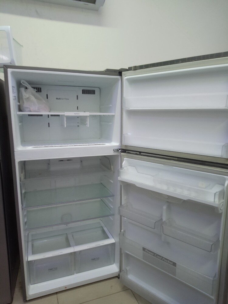 LG Big  fridge big FOR sale - 4