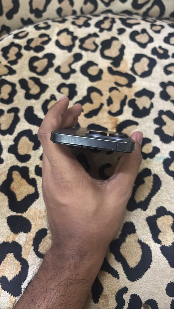 ايفون ١٥ برو - 4